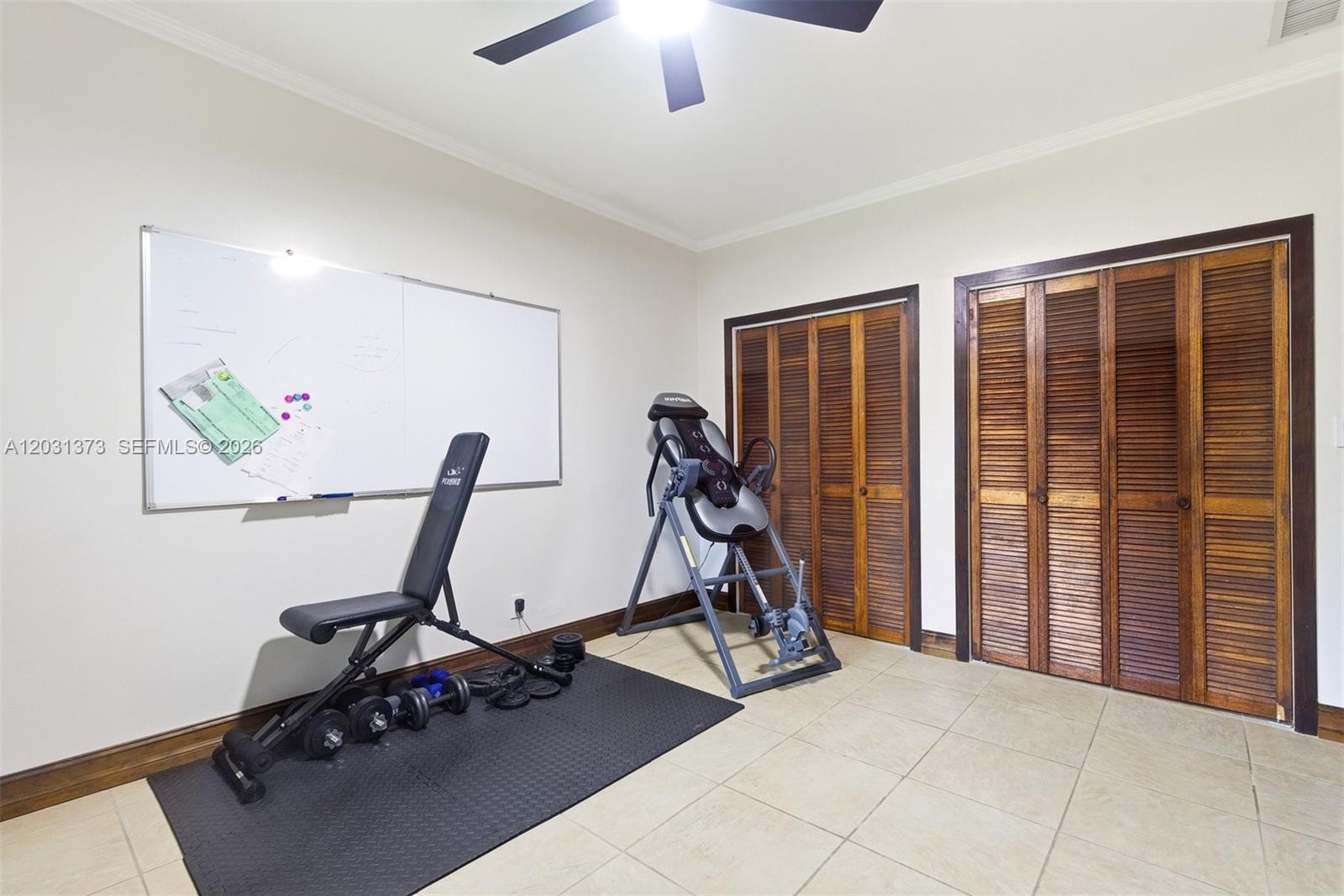 172 NW 90th St, El Portal FL 33150