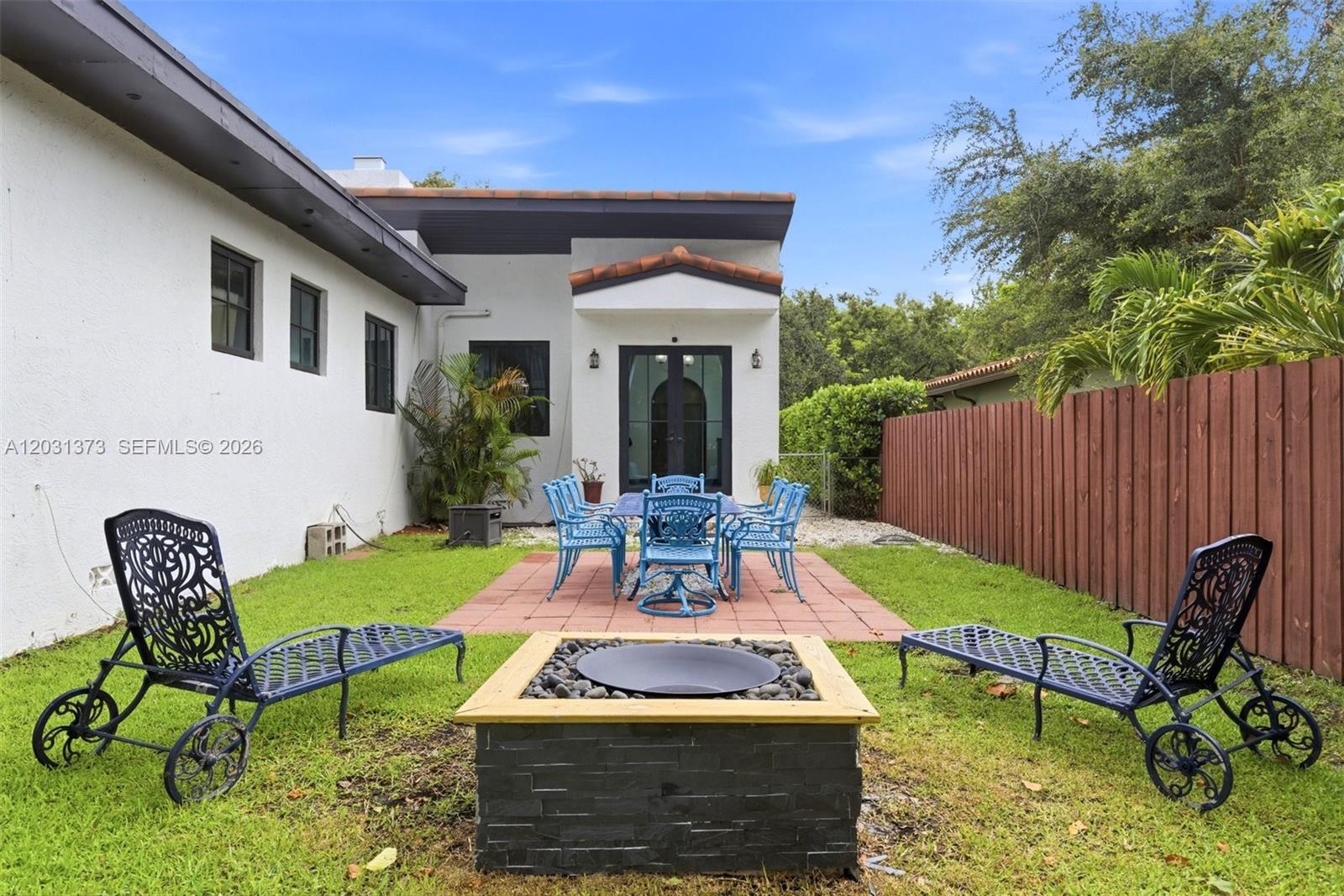 172 NW 90th St, El Portal FL 33150