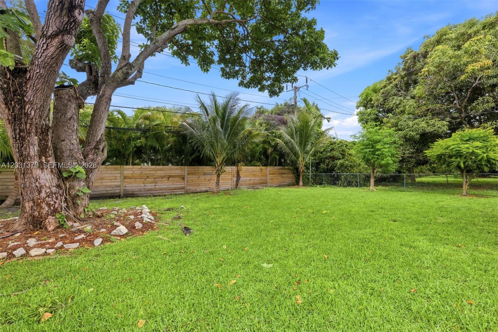 172 NW 90th St, El Portal FL 33150