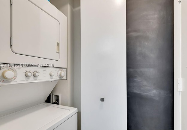 1871 NW S River Dr #1606, Miami FL 33125
