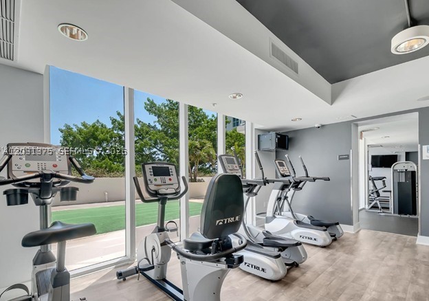 1871 NW S River Dr #1606, Miami FL 33125