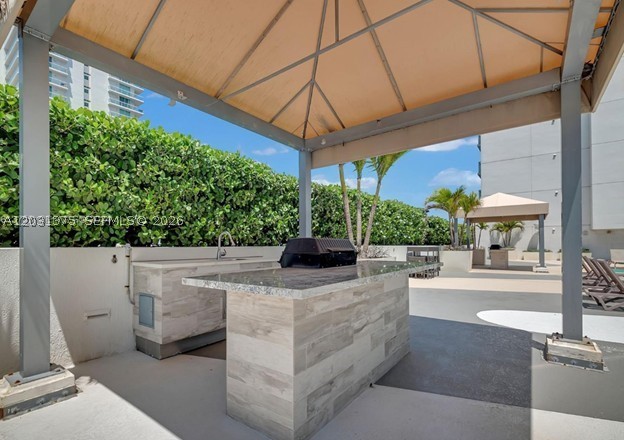 1871 NW S River Dr #1606, Miami FL 33125