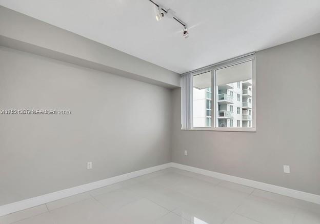 1871 NW S River Dr #1606, Miami FL 33125