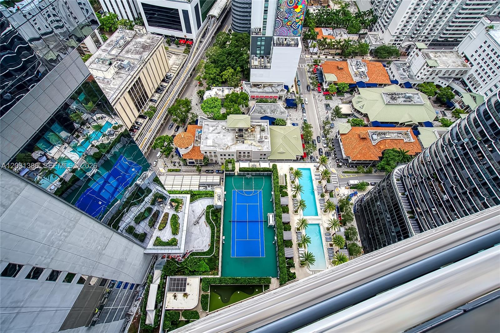 801 S Miami Ave #3704, Miami FL 33130