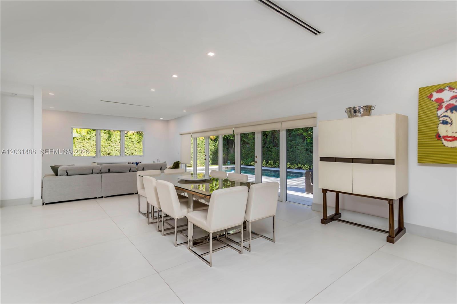 301 E Shore Dr E #301, Miami FL 33133