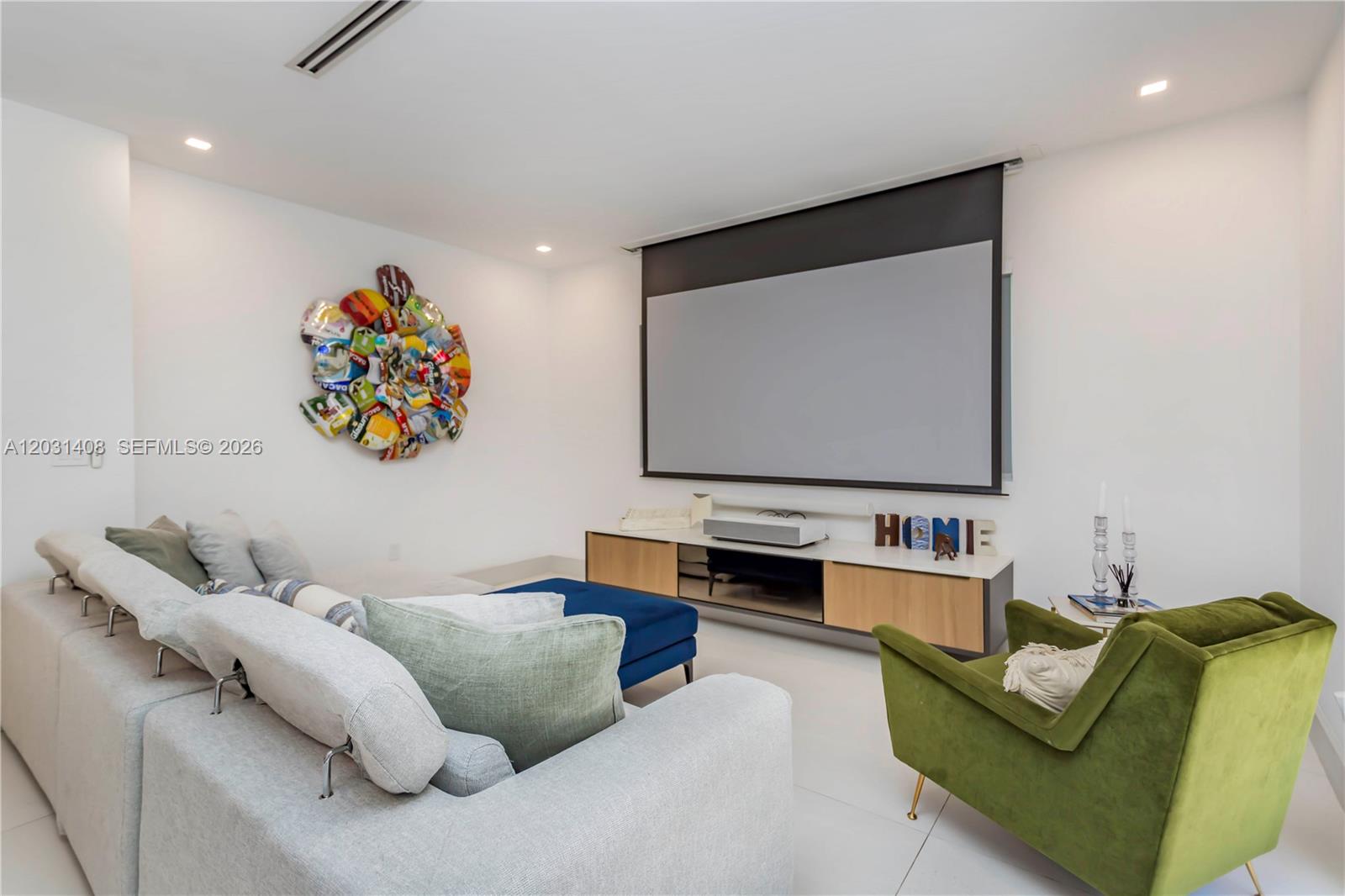 301 E Shore Dr E #301, Miami FL 33133
