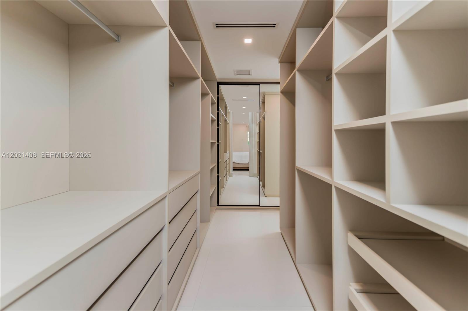 301 E Shore Dr E #301, Miami FL 33133