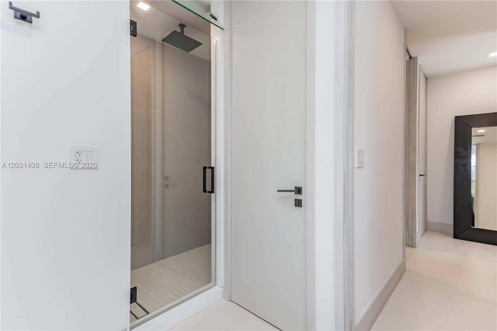 301 E Shore Dr E #301, Miami FL 33133