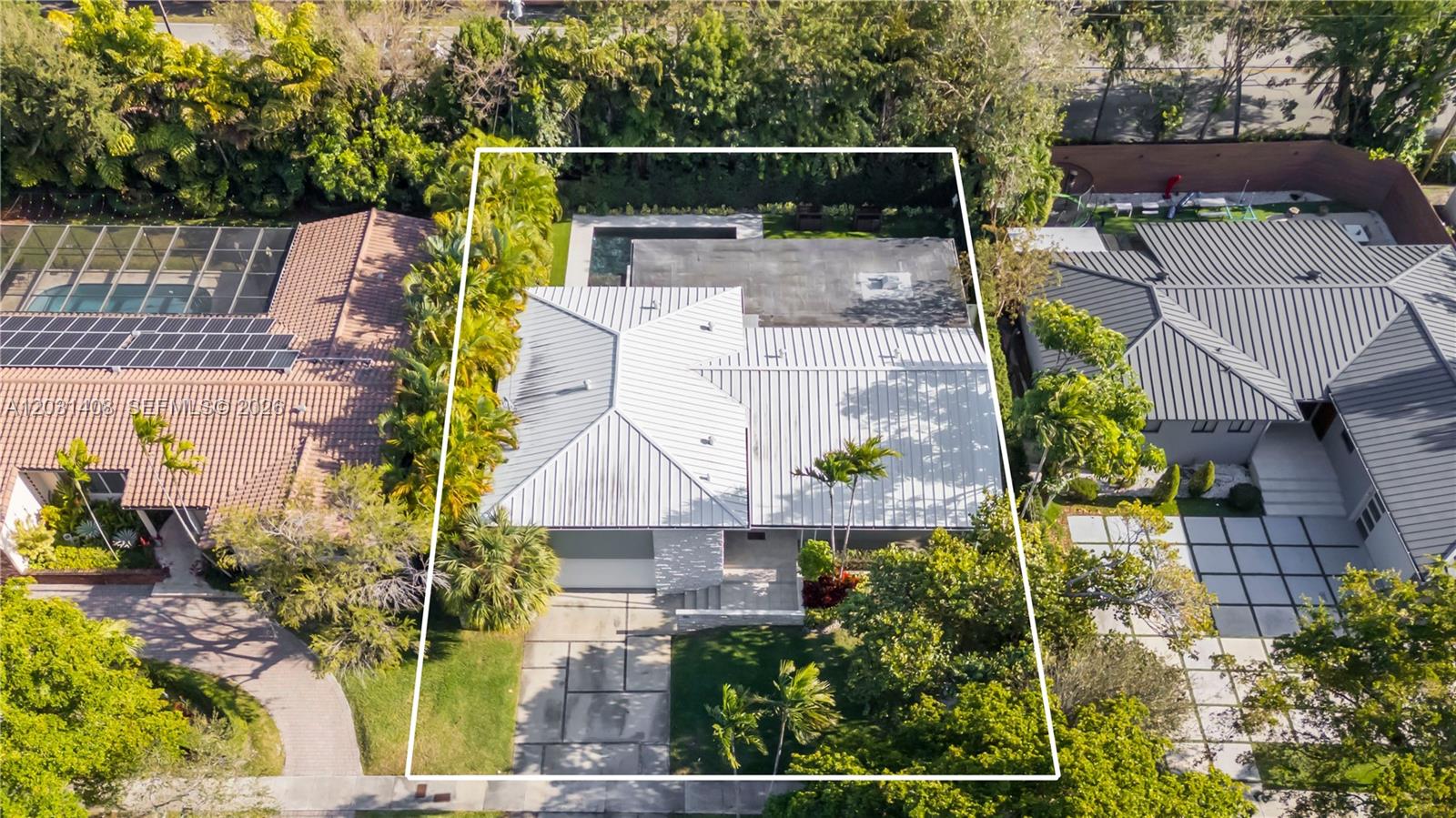 301 E Shore Dr E #301, Miami FL 33133
