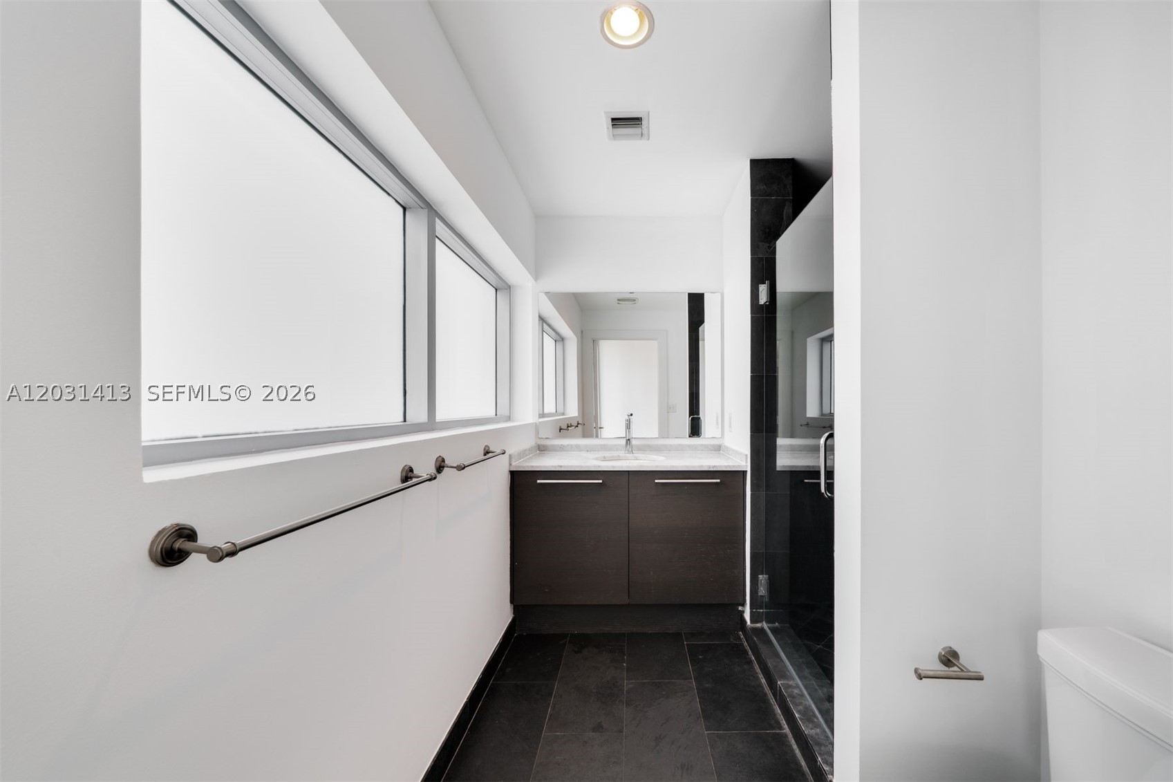 900 Biscayne Blvd #2101, Miami FL 33132
