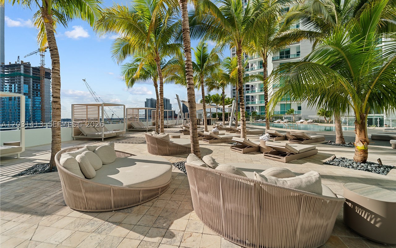900 Biscayne Blvd #2101, Miami FL 33132