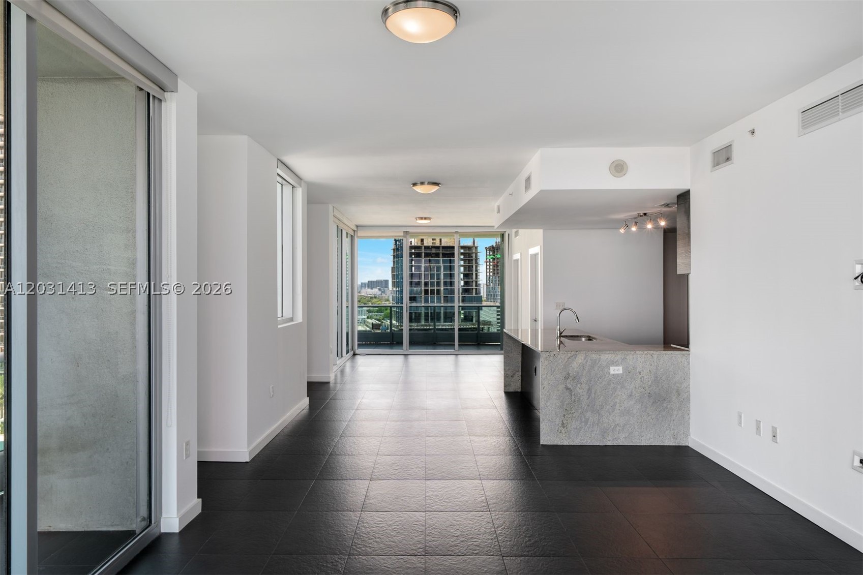 900 Biscayne Blvd #2101, Miami FL 33132