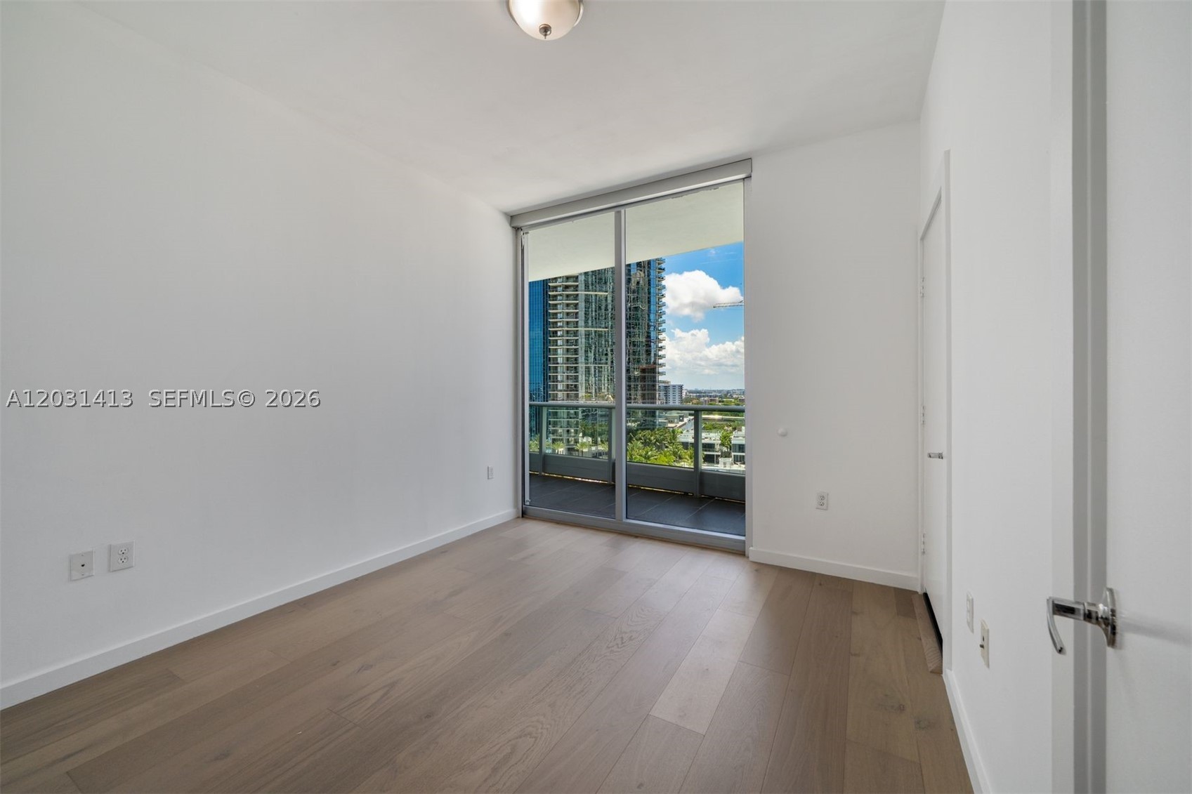 900 Biscayne Blvd #2101, Miami FL 33132