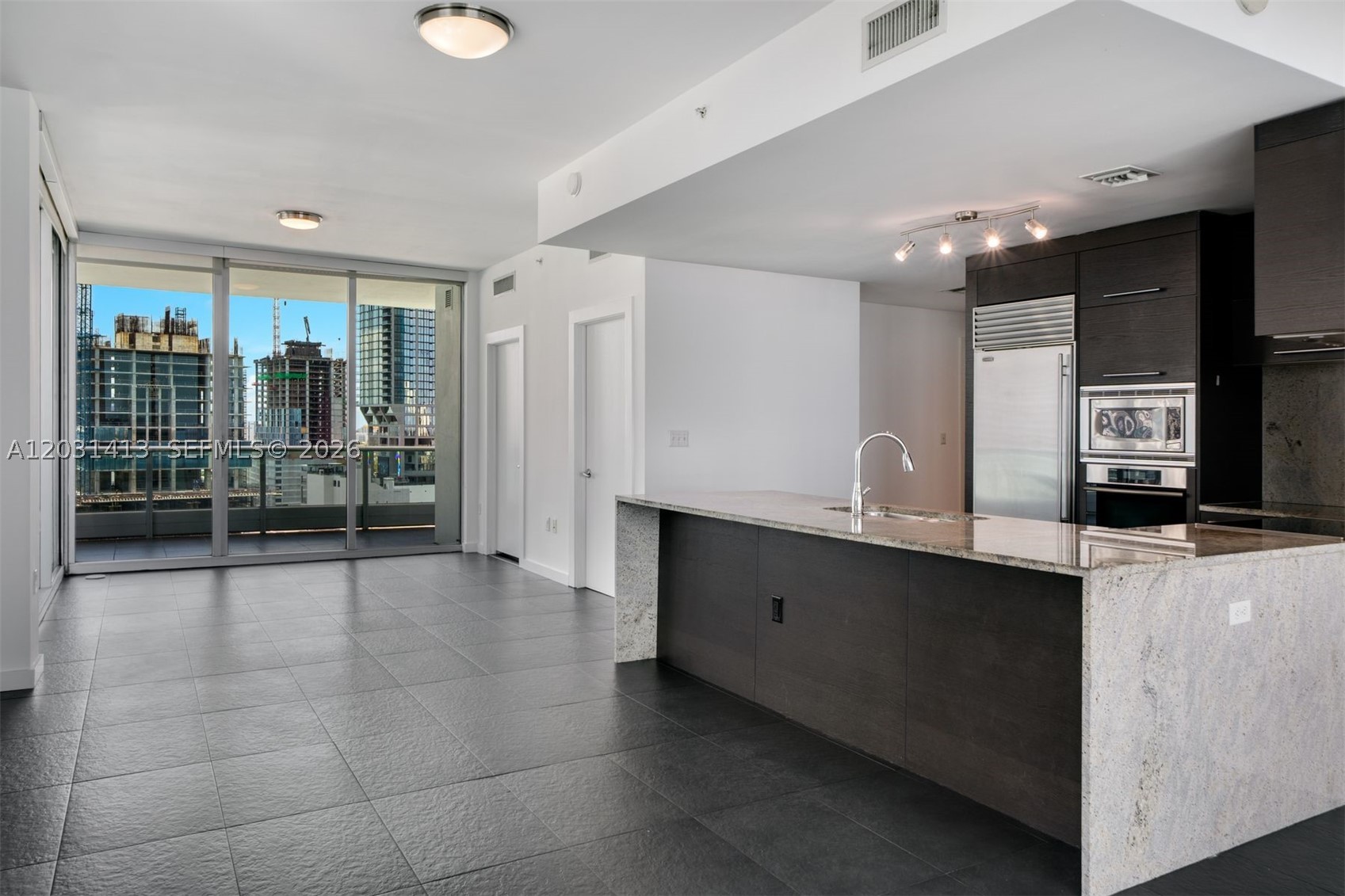 900 Biscayne Blvd #2101, Miami FL 33132