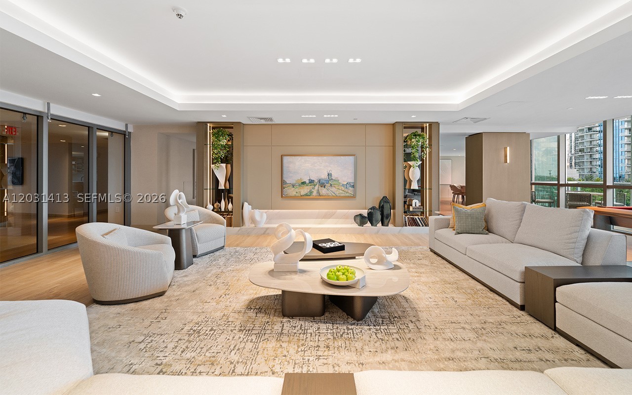 900 Biscayne Blvd #2101, Miami FL 33132