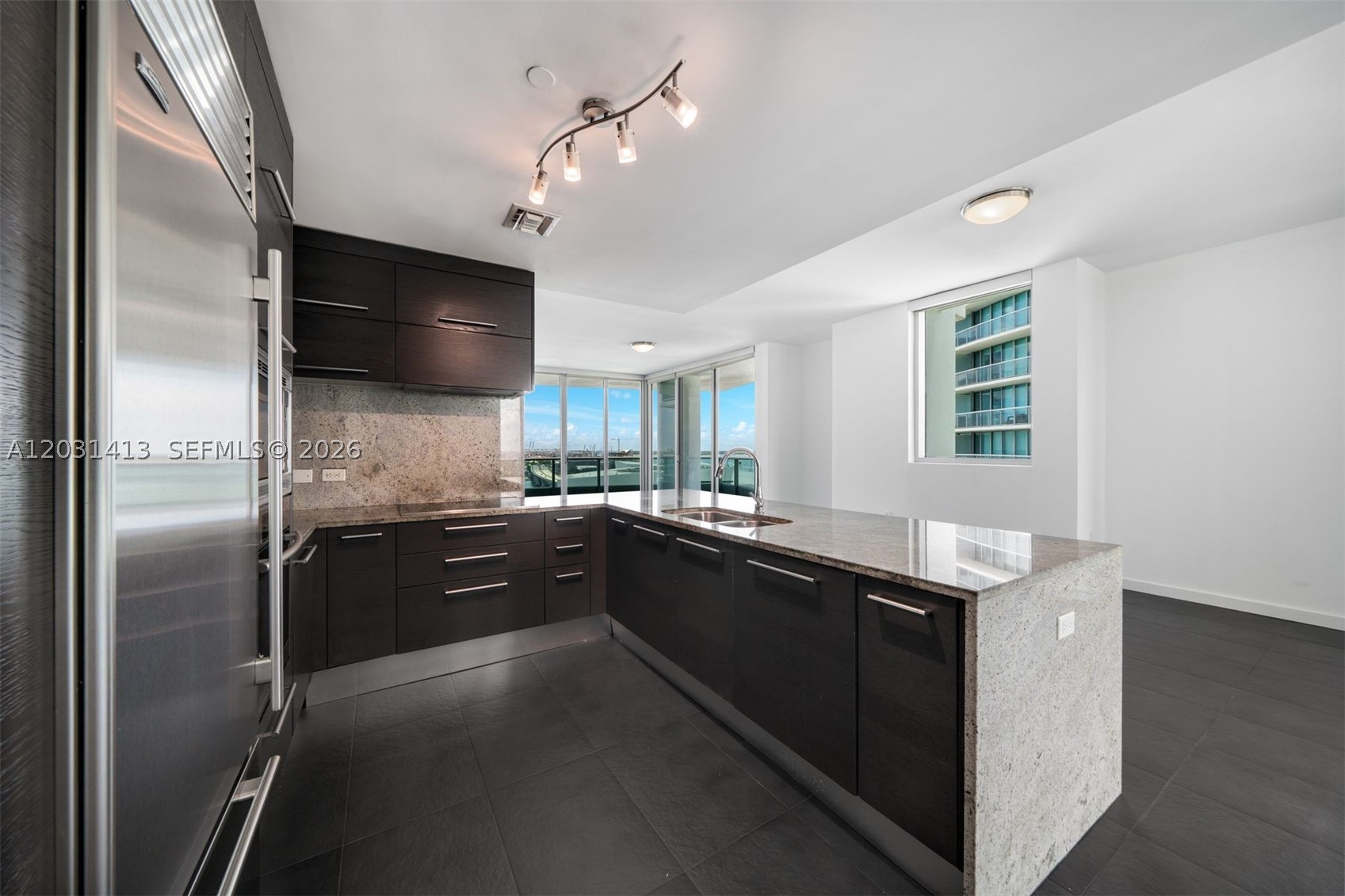 900 Biscayne Blvd #2101, Miami FL 33132