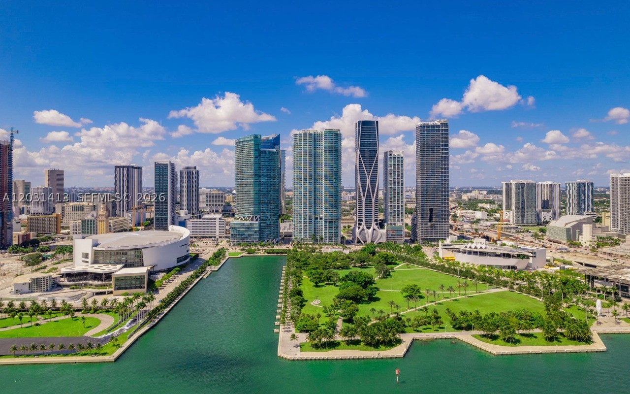900 Biscayne Blvd #2101, Miami FL 33132