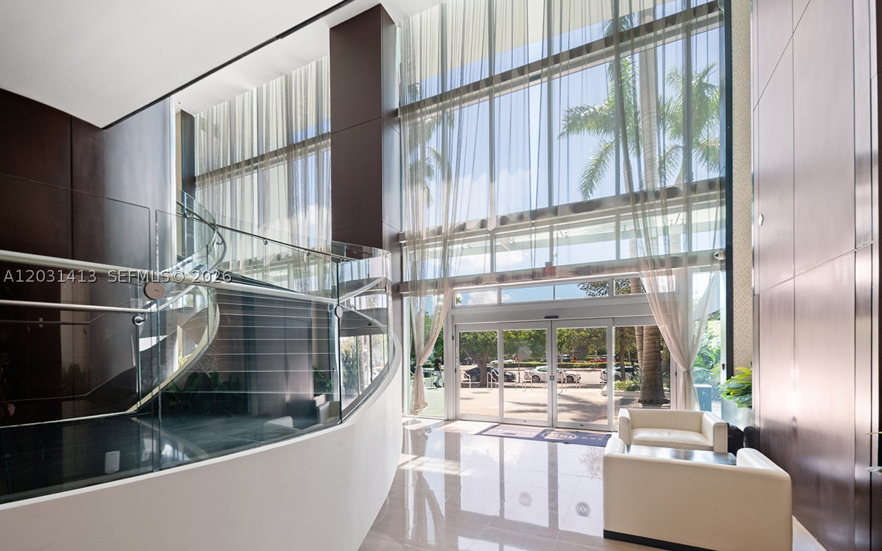 900 Biscayne Blvd #2101, Miami FL 33132