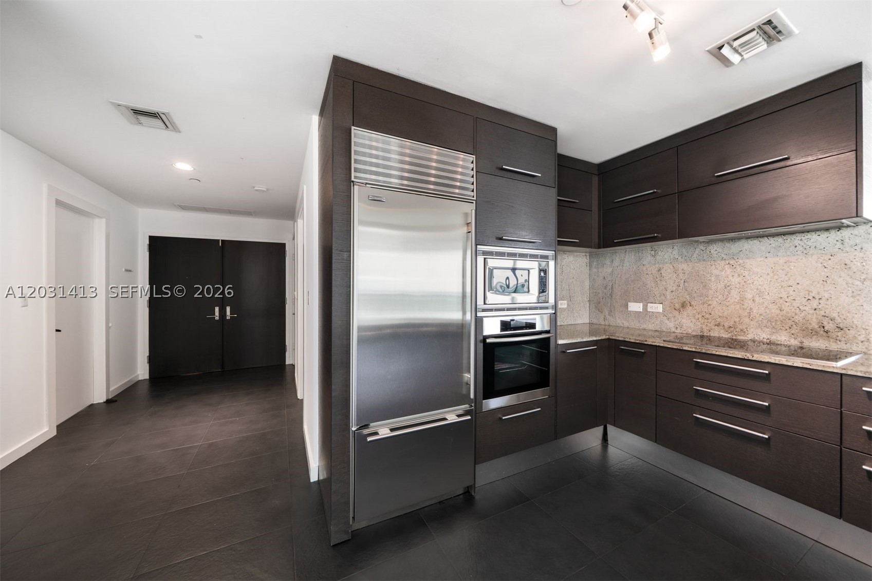 900 Biscayne Blvd #2101, Miami FL 33132