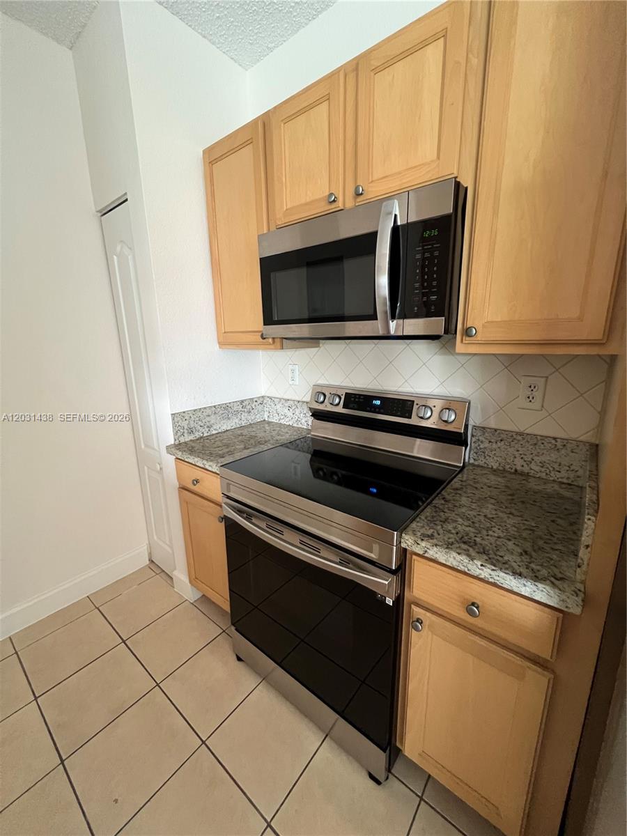 6001 SW 70th St #545, South Miami FL 33143