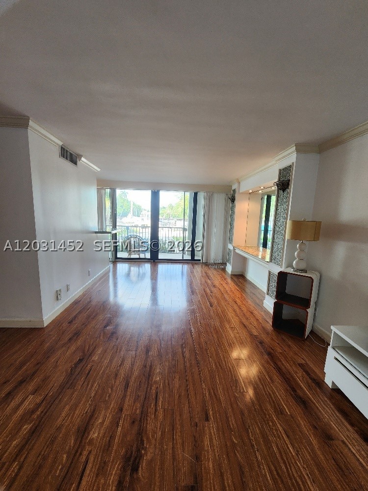 1301 River Reach Dr #106, Fort Lauderdale FL 33315