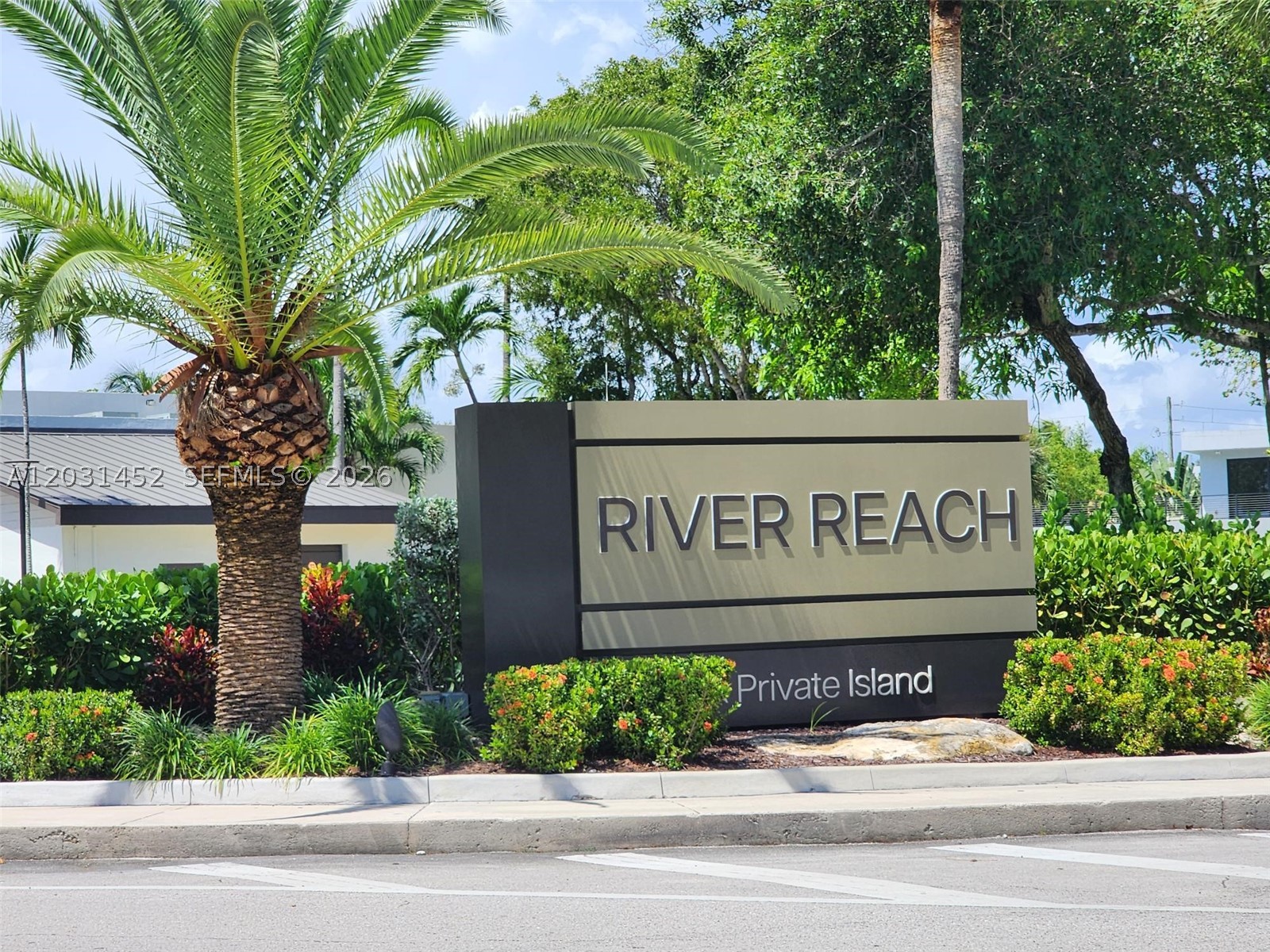 1301 River Reach Dr #106, Fort Lauderdale FL 33315