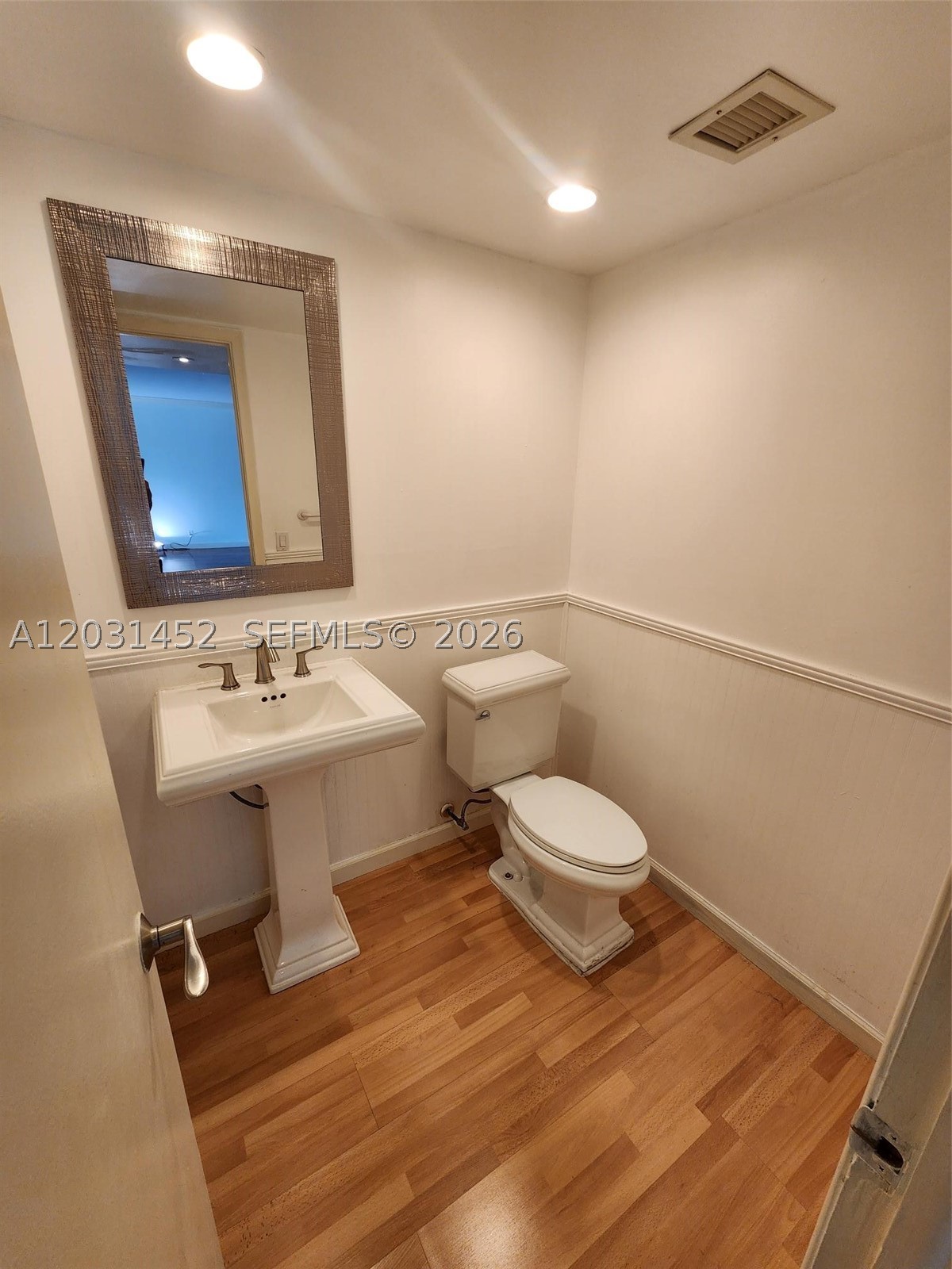 1301 River Reach Dr #106, Fort Lauderdale FL 33315
