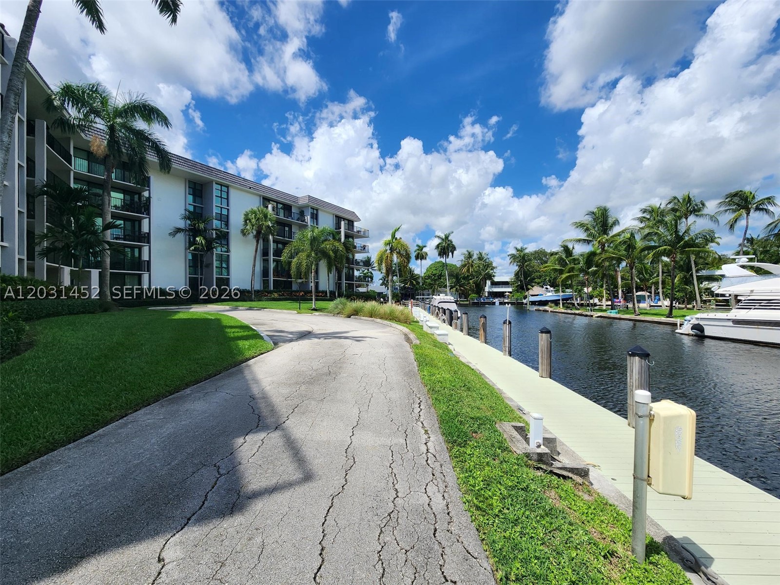 1301 River Reach Dr #106, Fort Lauderdale FL 33315