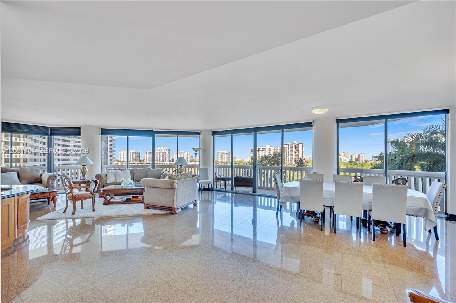 2000 Island Blvd #806, Aventura FL 33160