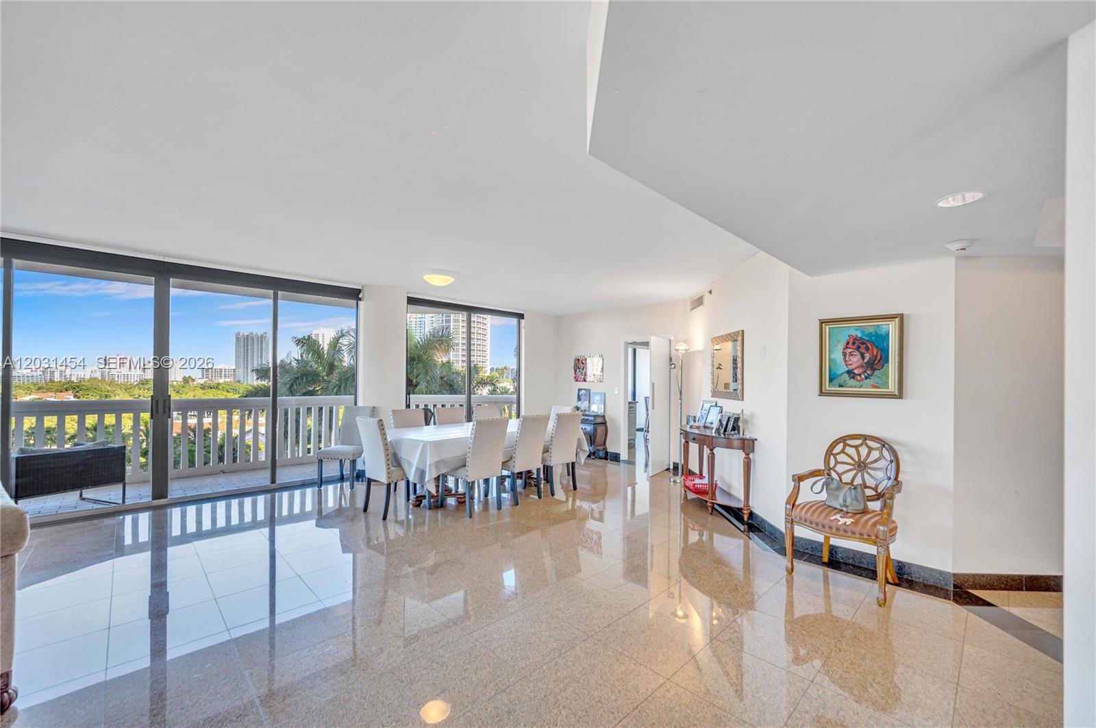 2000 Island Blvd #806, Aventura FL 33160