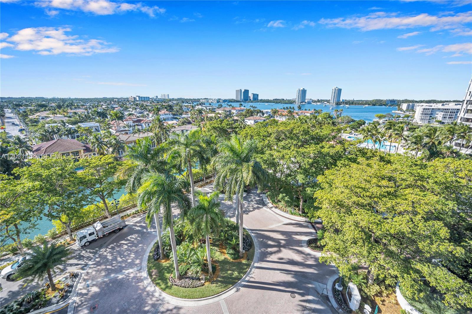 2000 Island Blvd #806, Aventura FL 33160