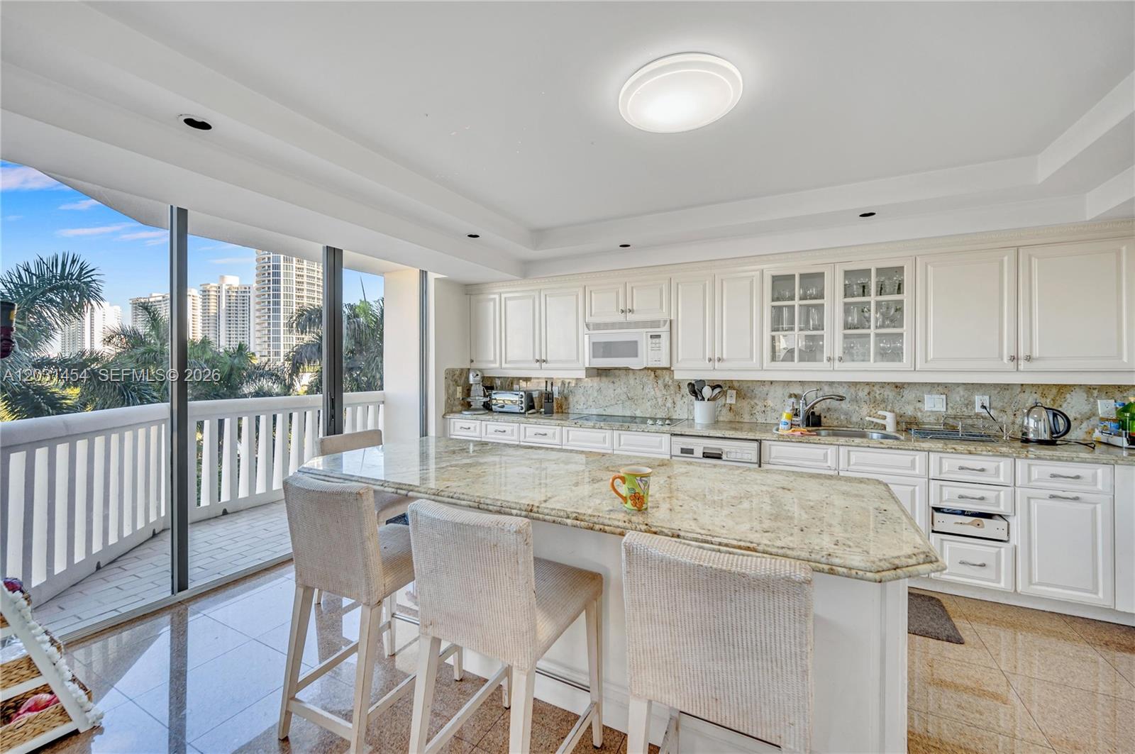 2000 Island Blvd #806, Aventura FL 33160