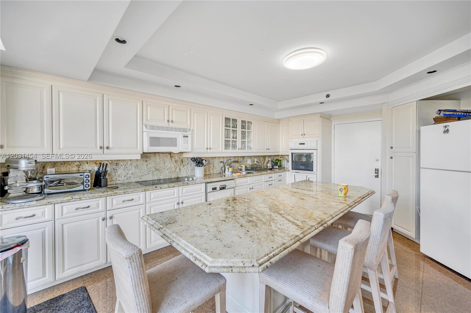 2000 Island Blvd #806, Aventura FL 33160