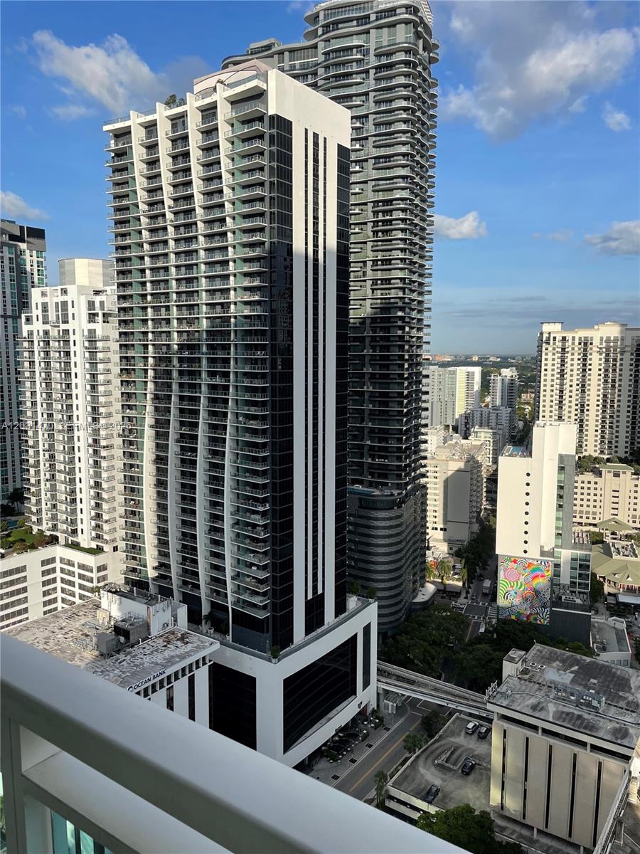 Miami FL 33131 - A12031470