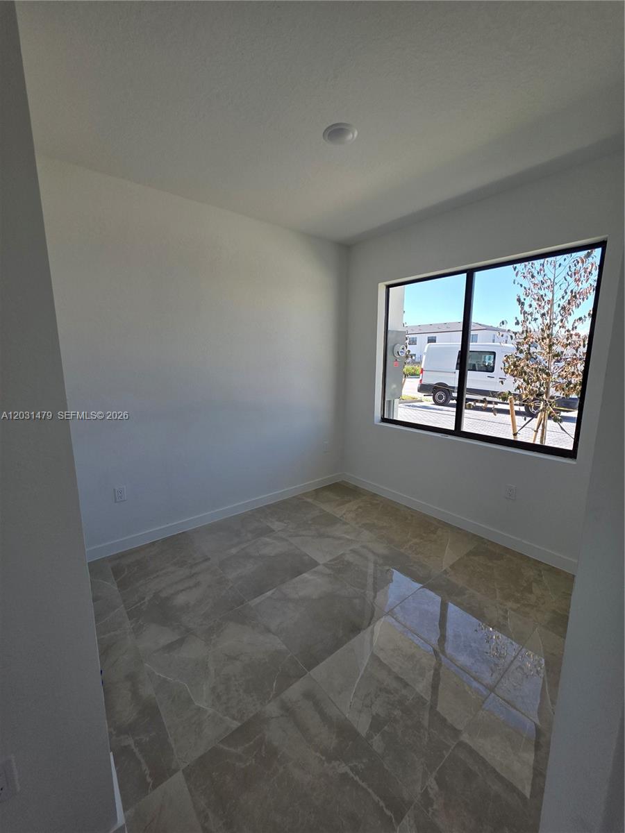 1305 NW 4th Ter #1305, Florida City FL 33034