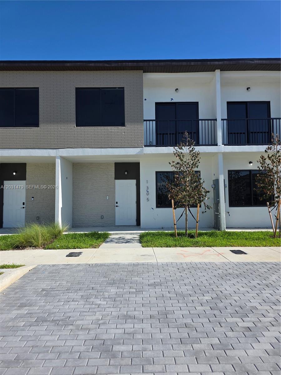 1305 NW 4th Ter #1305, Florida City FL 33034