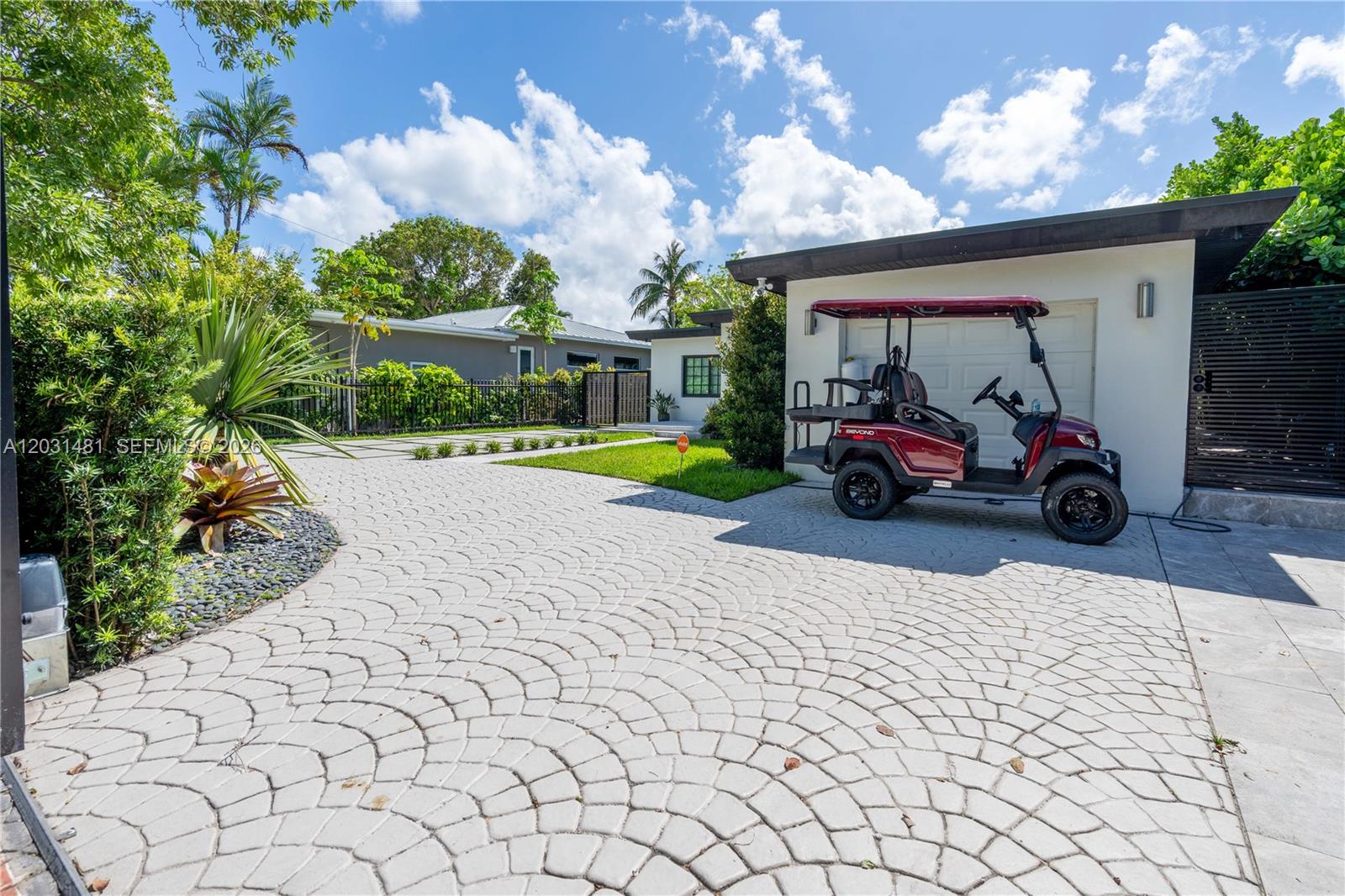 7850 Hawthorne Ave, Miami Beach FL 33141