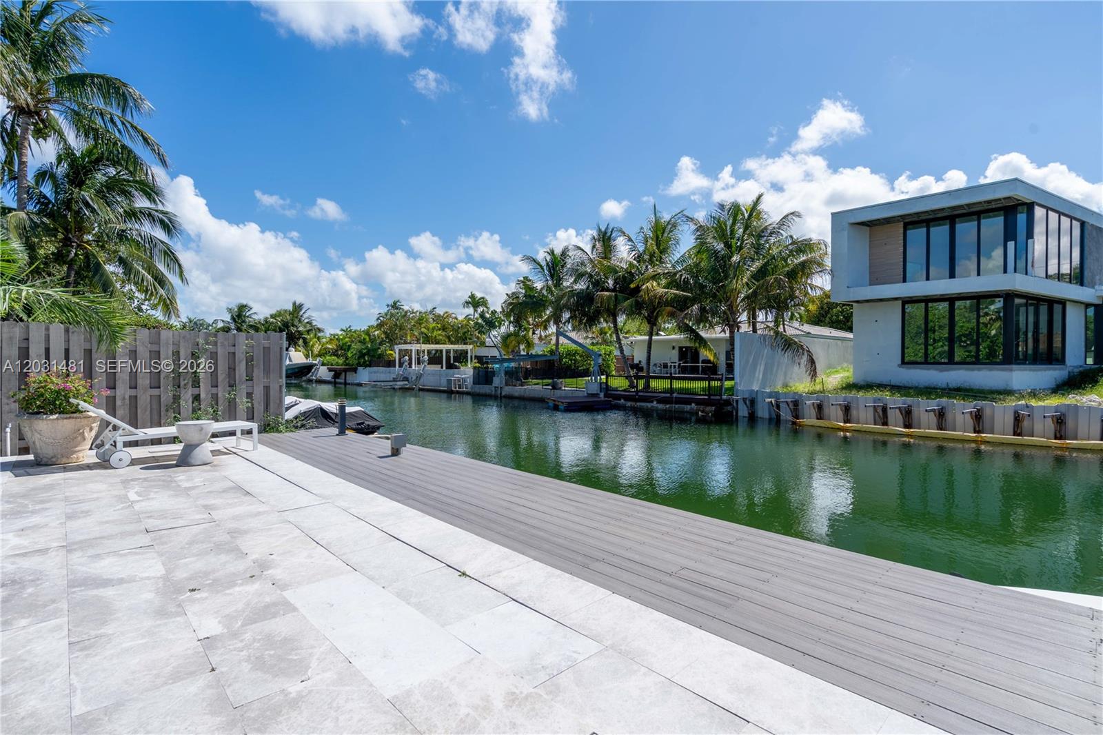 7850 Hawthorne Ave, Miami Beach FL 33141