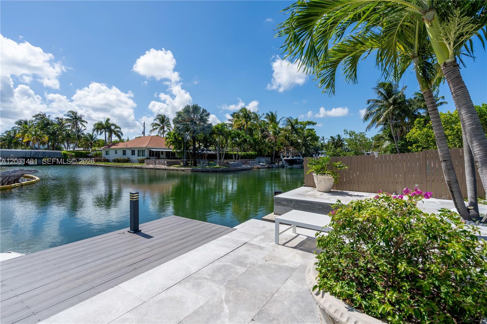 7850 Hawthorne Ave, Miami Beach FL 33141