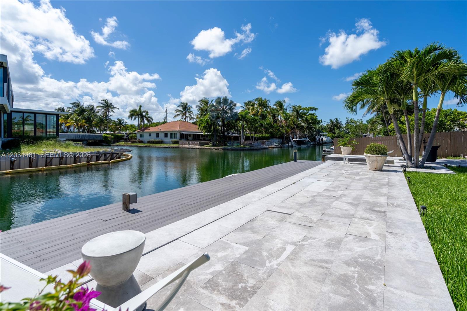 7850 Hawthorne Ave, Miami Beach FL 33141