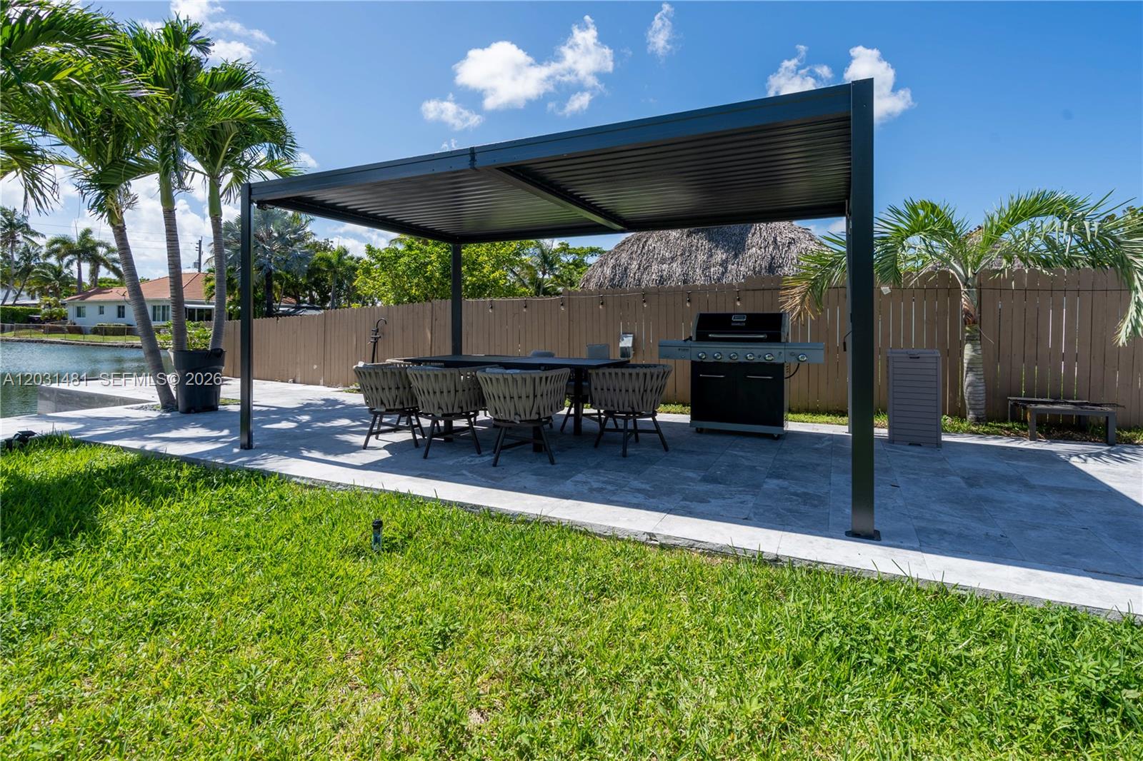 7850 Hawthorne Ave, Miami Beach FL 33141