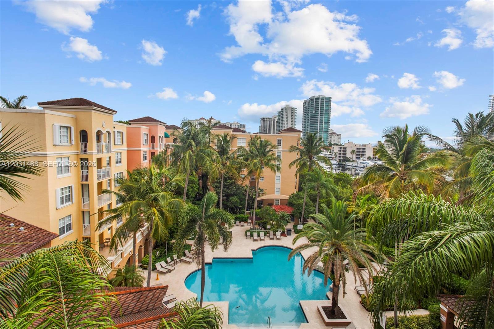 19701 E Country Club Dr #5604, Aventura FL 33180