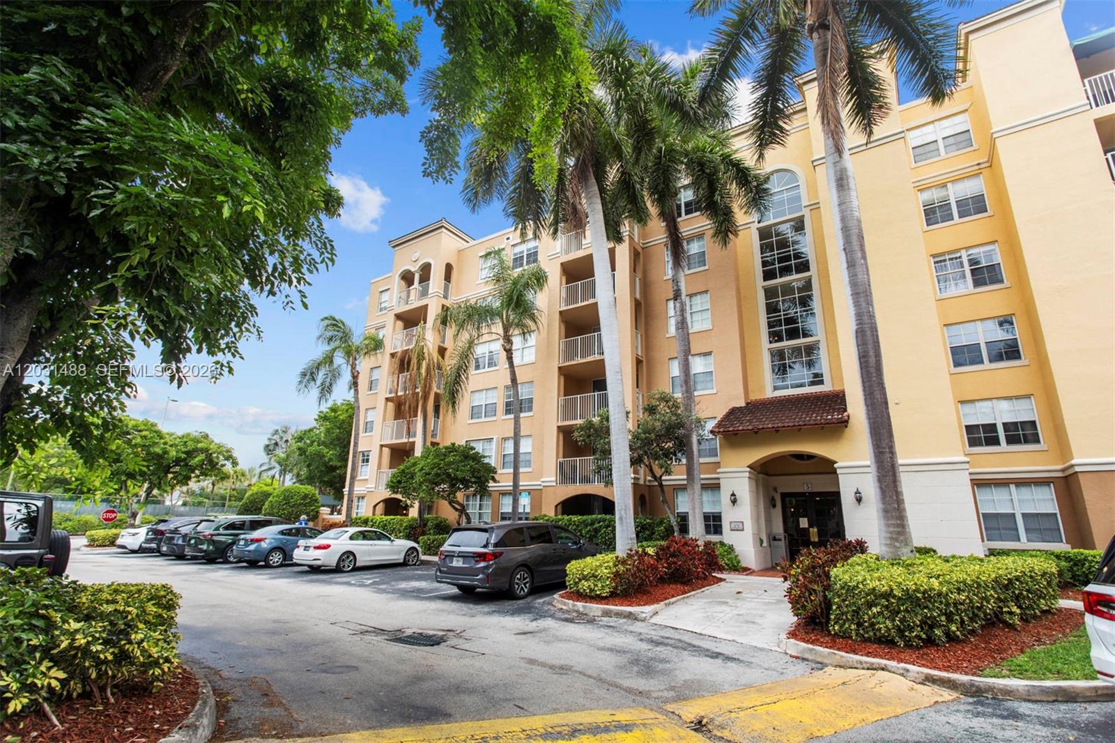 19701 E Country Club Dr #5604, Aventura FL 33180