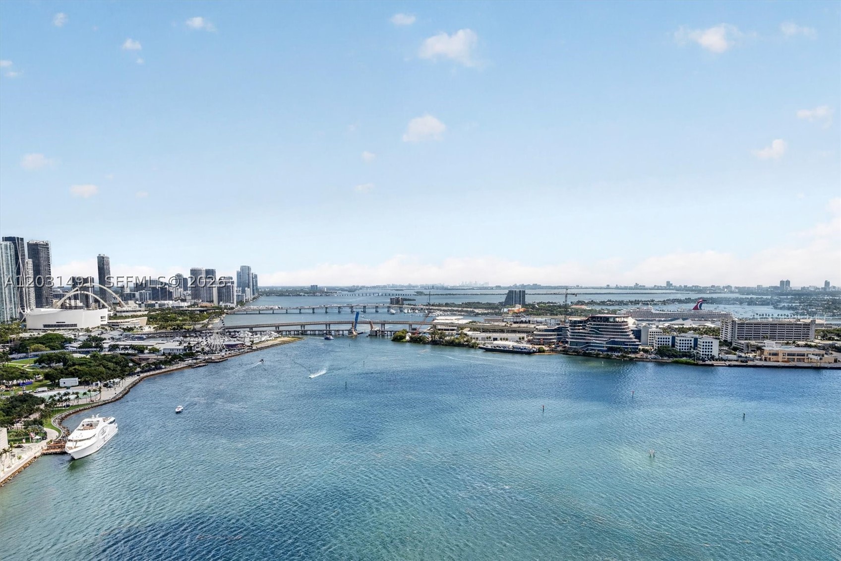 848 Brickell Key Dr #3402, Miami FL 33131