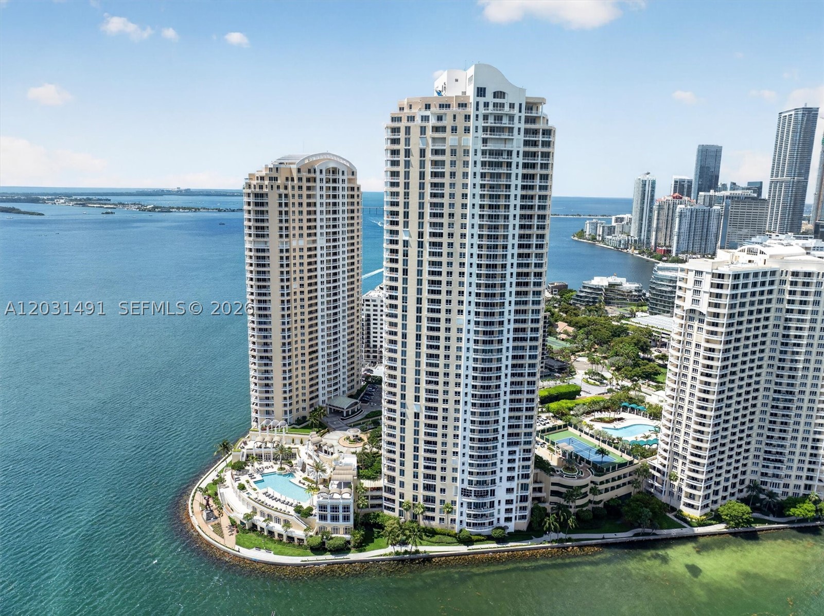 848 Brickell Key Dr #3402, Miami FL 33131