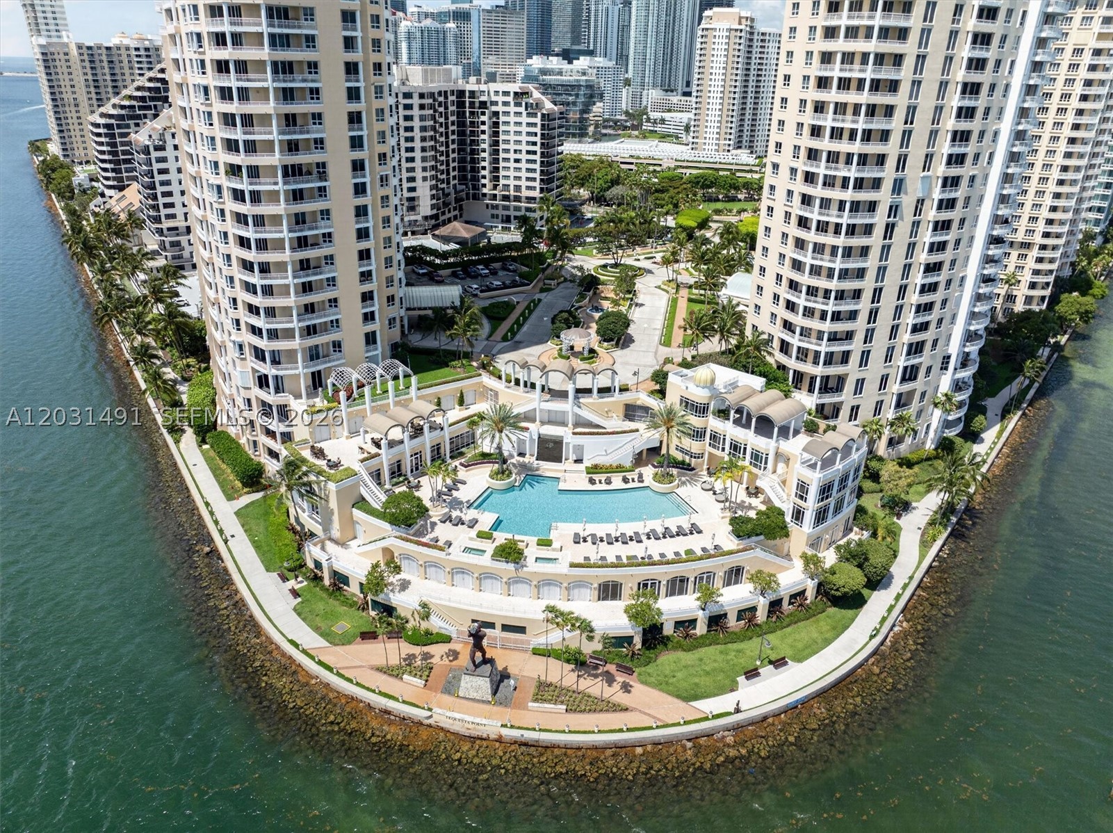848 Brickell Key Dr #3402, Miami FL 33131