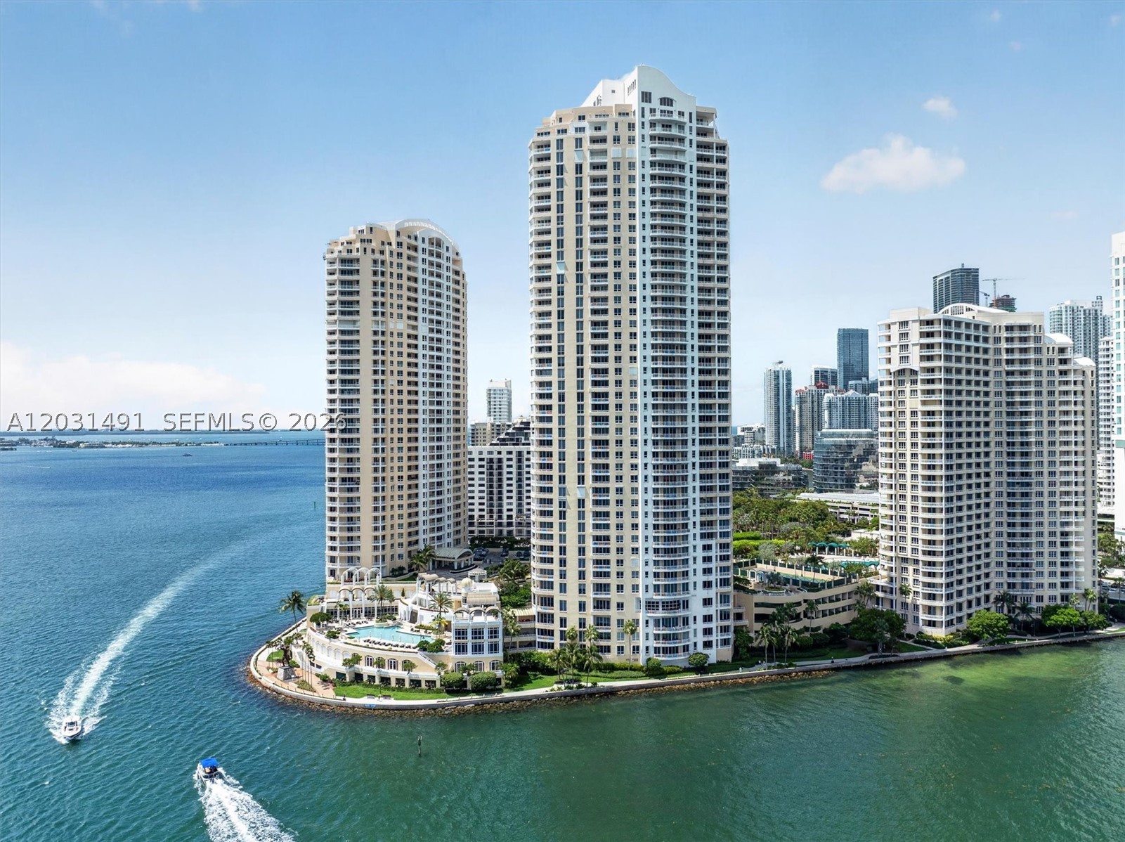 848 Brickell Key Dr #3402, Miami FL 33131