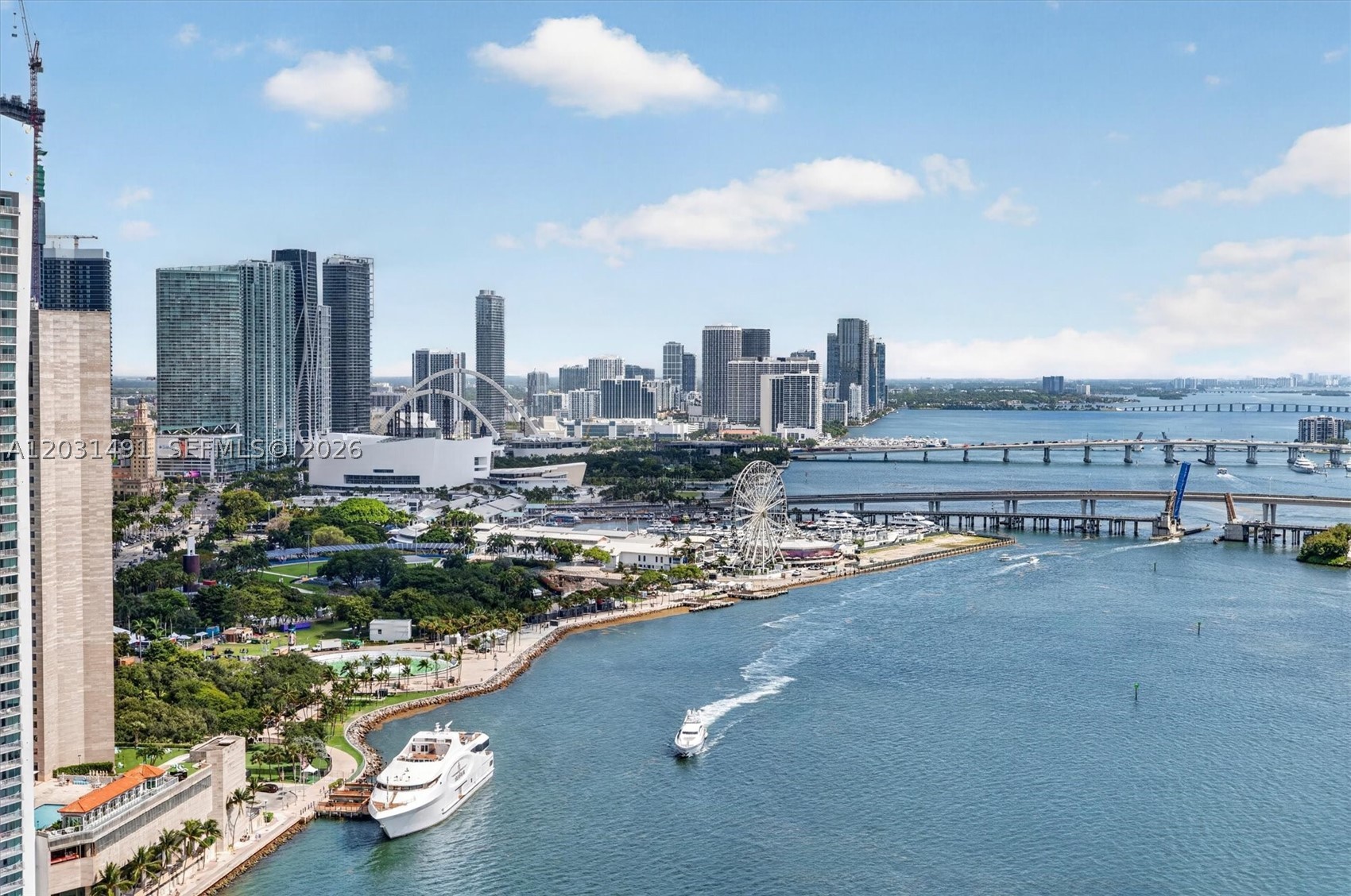 848 Brickell Key Dr #3402, Miami FL 33131