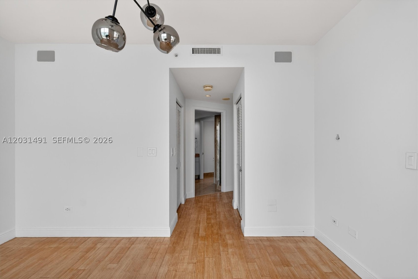 848 Brickell Key Dr #3402, Miami FL 33131