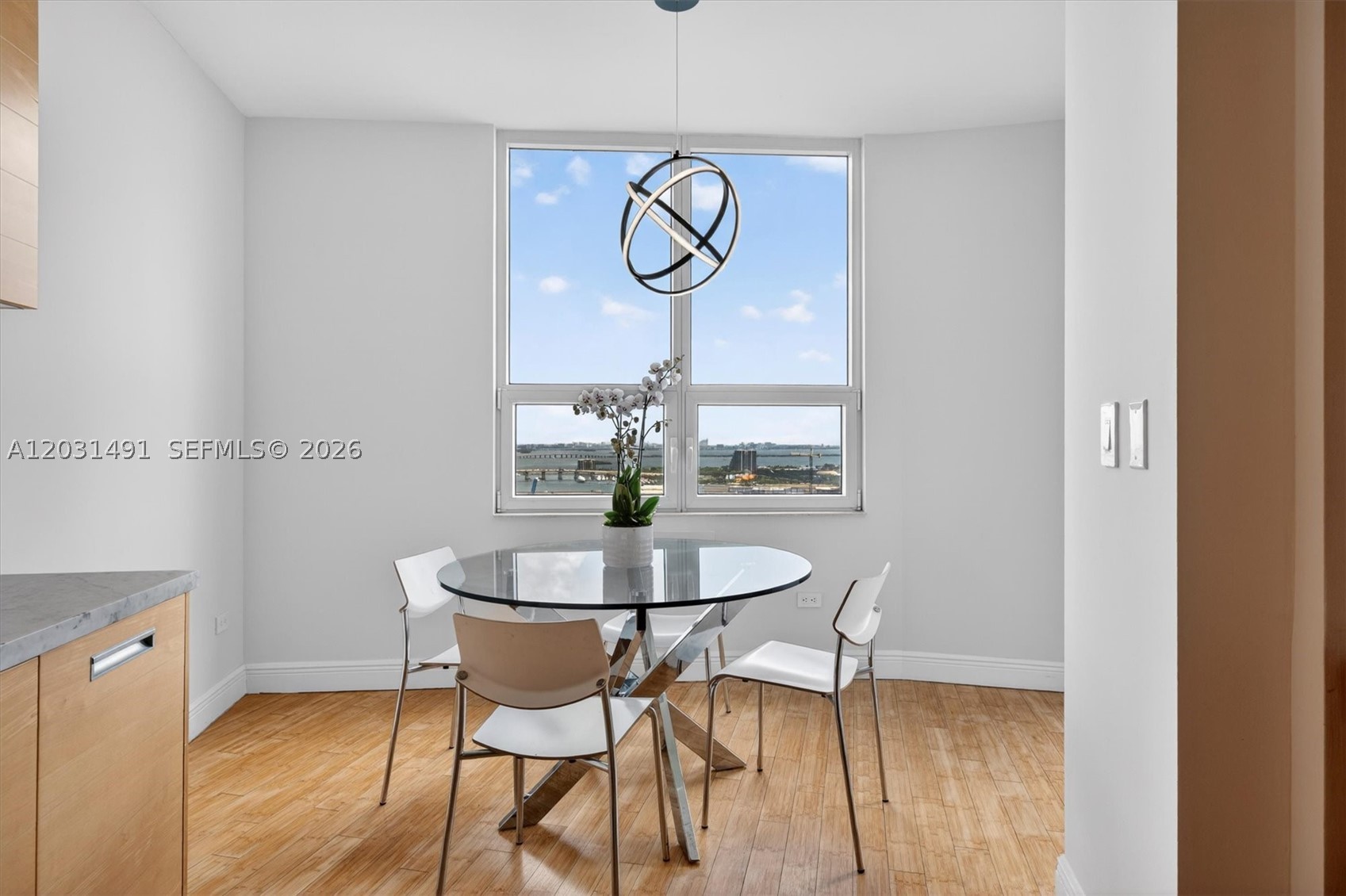 848 Brickell Key Dr #3402, Miami FL 33131